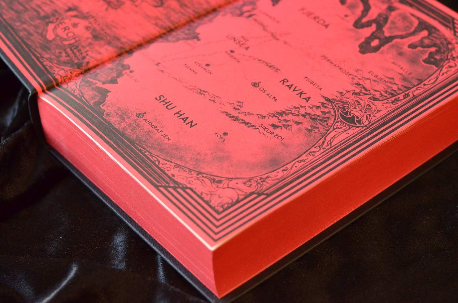 Six of Crows: Collector's Edition